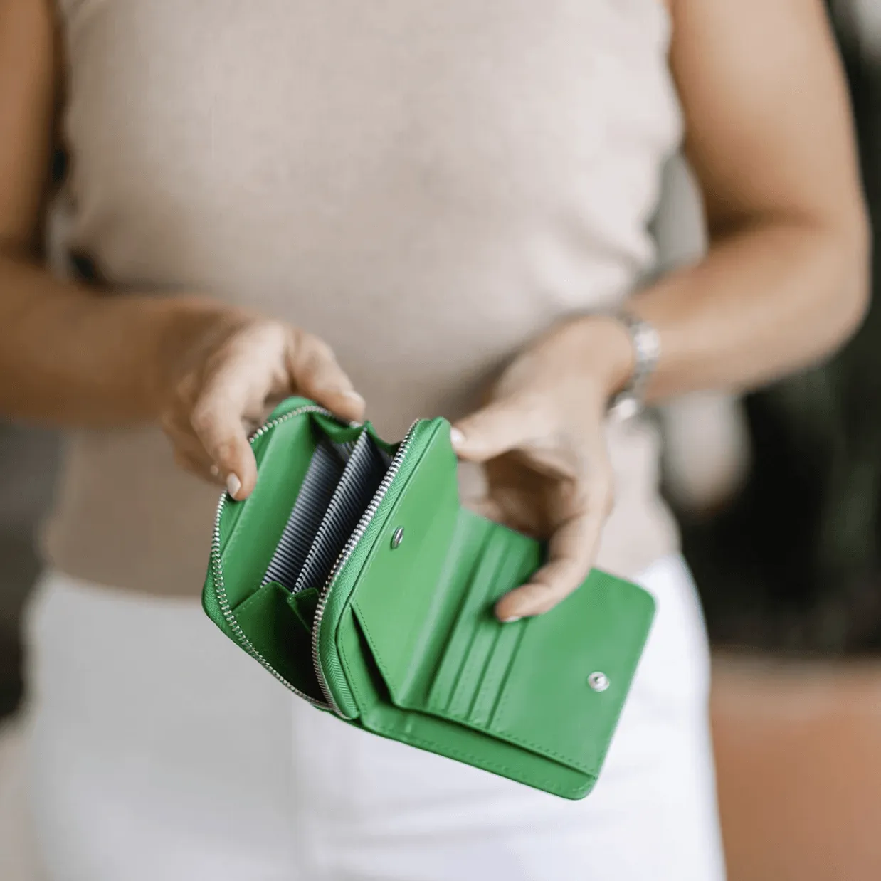 Bobby Wallet | Apple Green