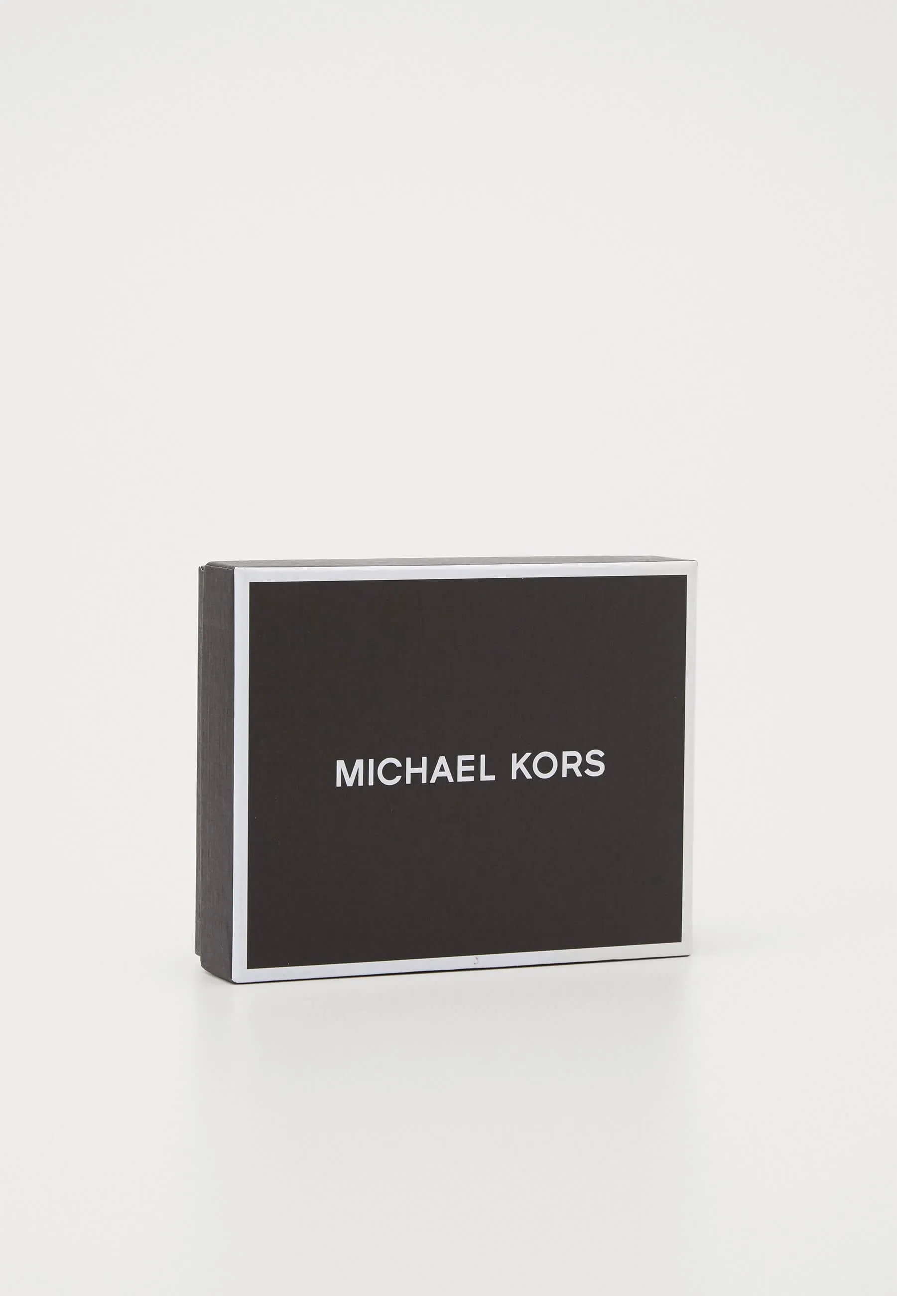 Michael Kors Grayson Billfold Coin Pocket Wallet, black