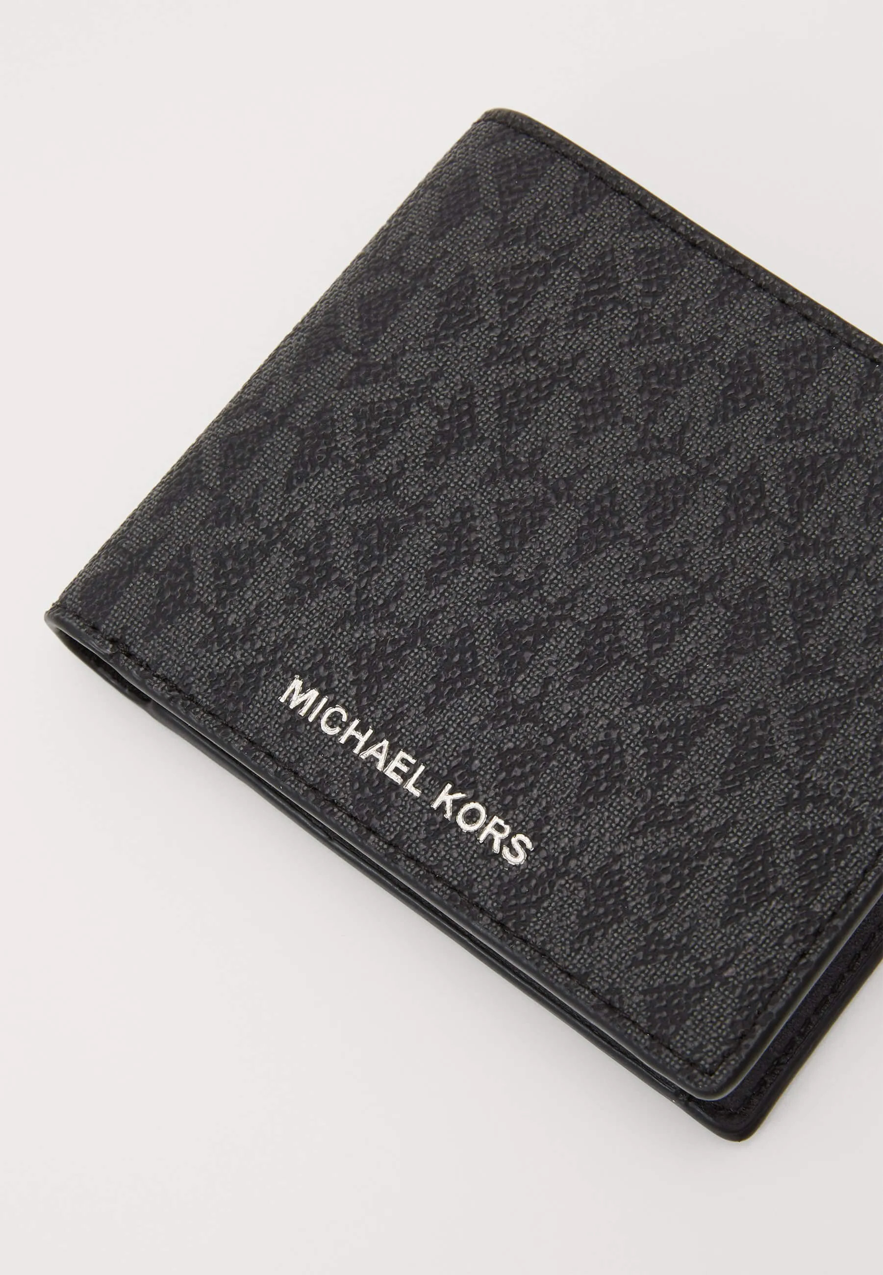 Michael Kors Grayson Billfold Coin Pocket Wallet, black