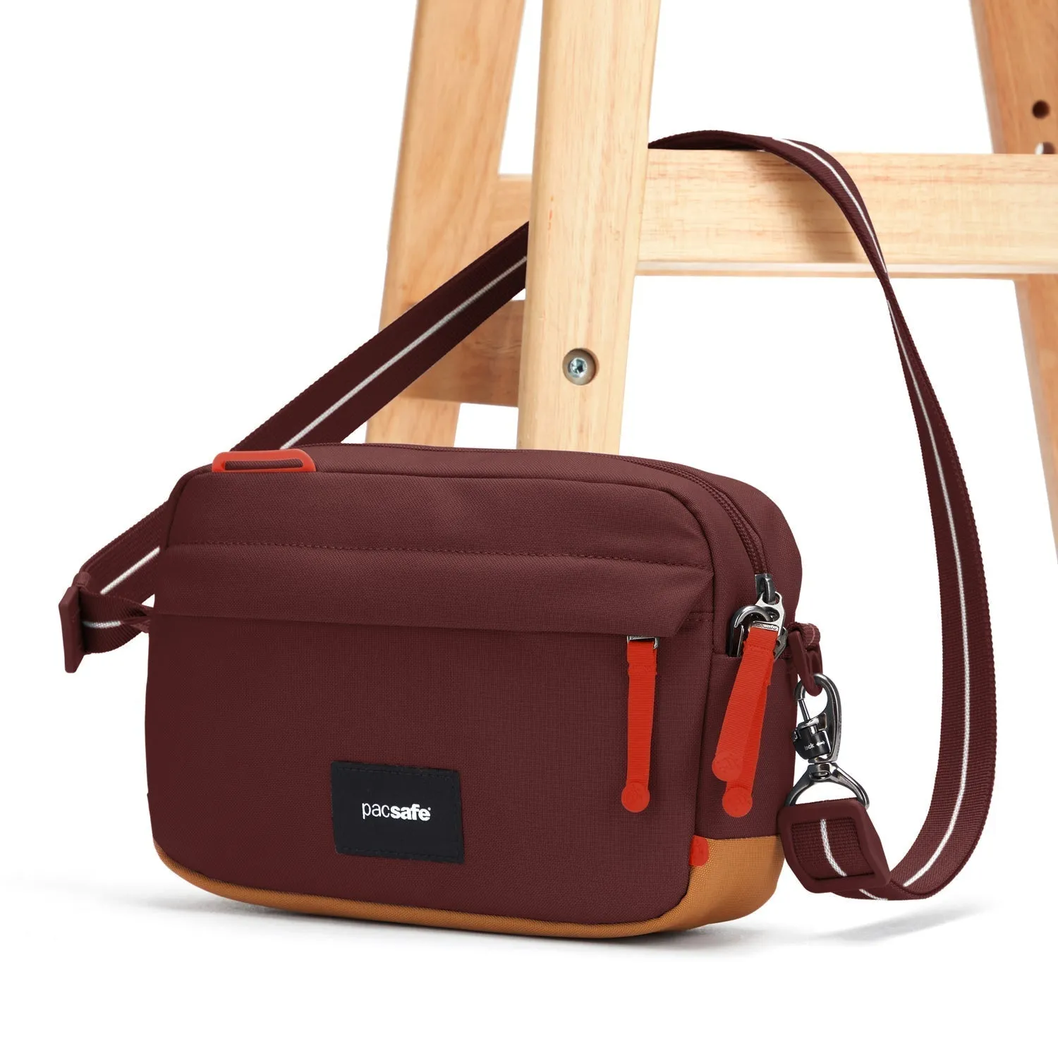 Pacsafe GO crossbody Garnet Red