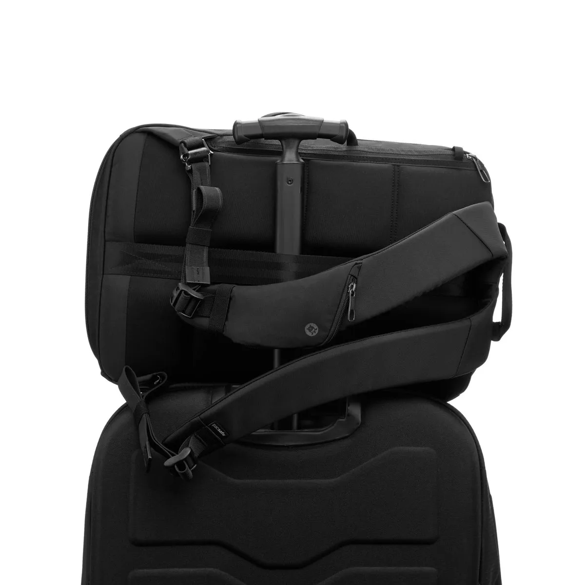 Pacsafe - Metrosafe X 16in Commuter Backpack - Black