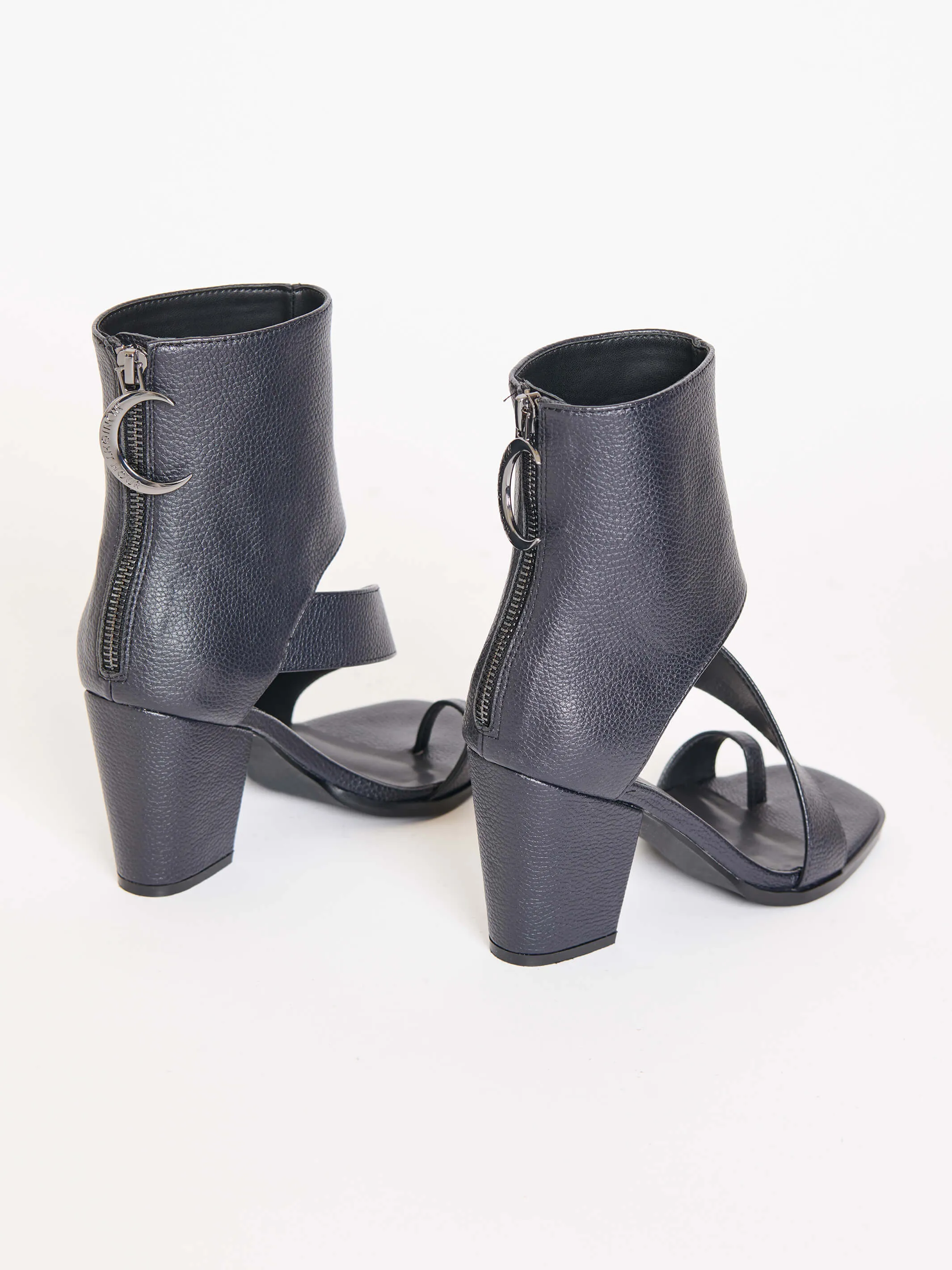 Vamp Ankle Sandal