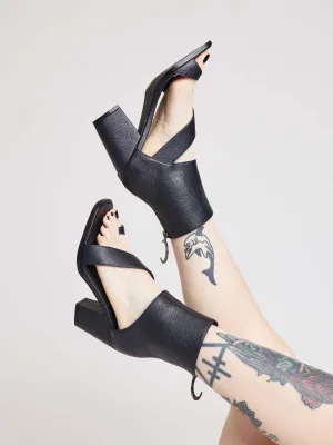 Vamp Ankle Sandal